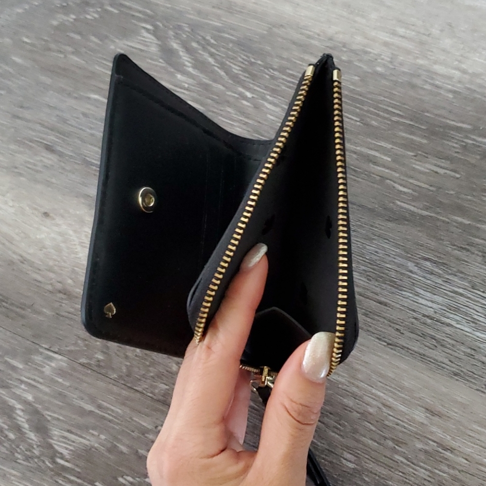 Kate Spade wallet - Picture 3 of 5